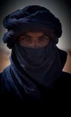 Tuareg man in Agadez, Niger - obrazy, fototapety, plakaty