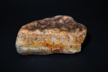 Collezione di minerali preziosi in forma naturale