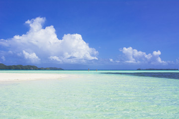 パラオのロングビーチの海と空