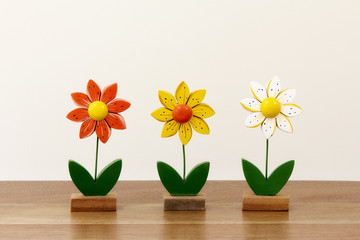 Flores de madeira decorativa