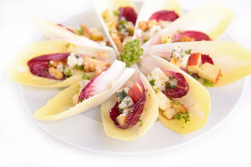 salad with chicory and almonds