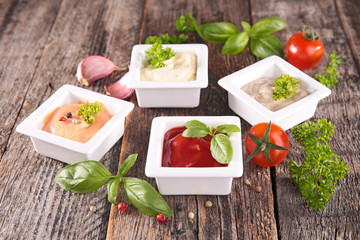 condiment,sauce