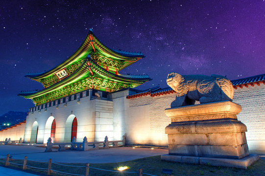 Gyeongbokgung palace and Milky Way in Seoul, South Korea.