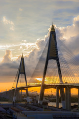 Obraz premium Kanchanaphisek Bridge, Sunrise over Bangkok