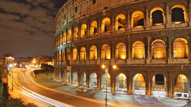 Rome: the Colosseum time lapse night timelapse, Italy