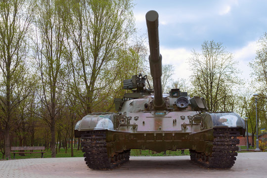 T-64 B Tank