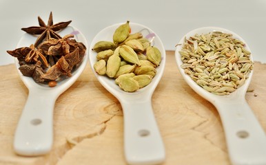 Green cardamom, star anise and fennel seeds