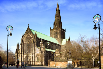 Tourists in Cathedral Square in front of the main entrance of St