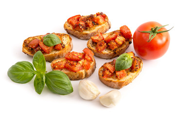 Bruschetta con pomodore e basilico