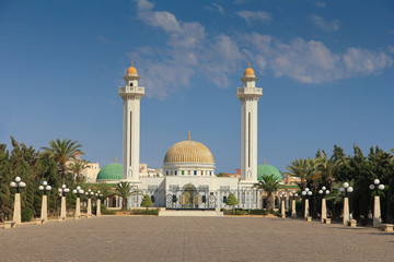 Fototapeta na wymiar Mausoleum of Habib Bourgiba in Monastir