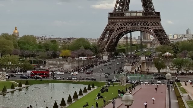 Eiffel Tower Paris, France, time lapse