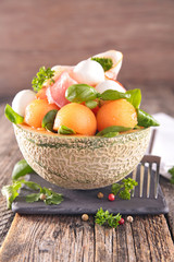 salad with melon and mozzarella