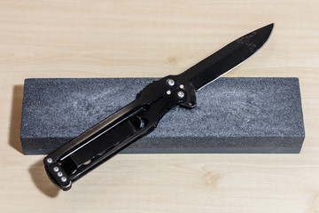 Butterfly knife