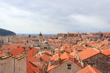 Fototapeta na wymiar Die Altstadt von Dubrovnik vor dem Mittelmeer in Kroatien