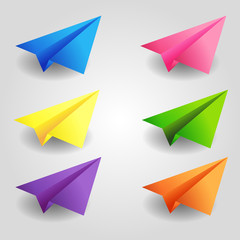 Fototapeta na wymiar Set of color paper planes