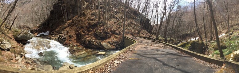 Fototapeta premium 渓谷