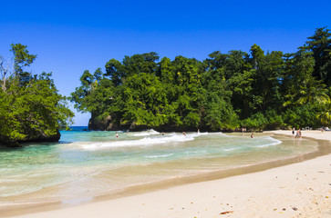 Der versteckte Strand von Frenchmans Cove, Jamaika