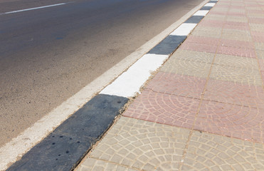 sidewalk with curb