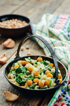 chickpeas and spinach curry