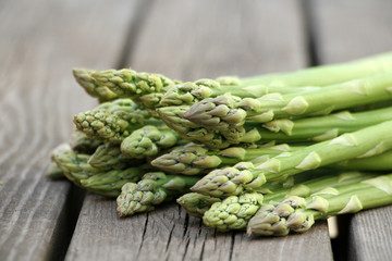 grüner Spargel