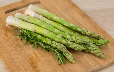 Raw asparagus