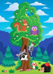 Obraz na płótnie Canvas Tree with various animals theme 2