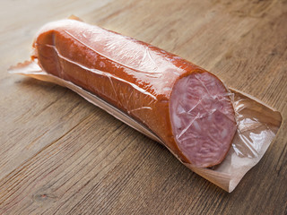 Eingeschweißte Wurst