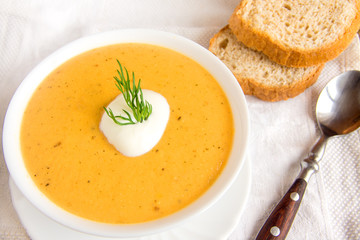 Cream soup with sour cream and dill