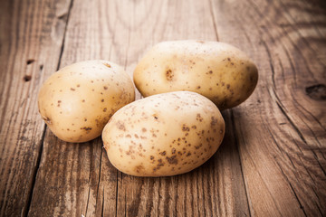 Fototapeta na wymiar Fresh Potato