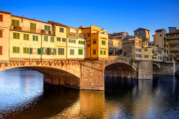 Fototapeta na wymiar Tramonto su Ponte Vecchio