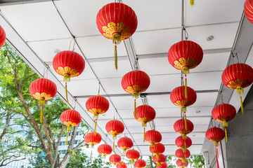 Obraz premium ceiling decorated with hanging chinese lanterns