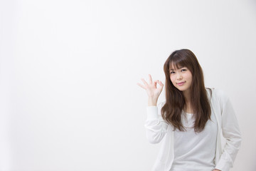 部屋着(白バック)