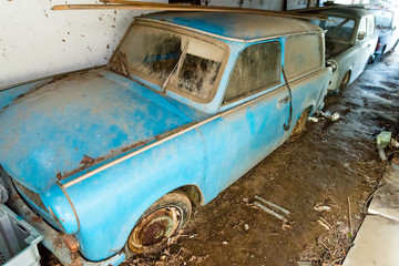 Garage mit Trabant