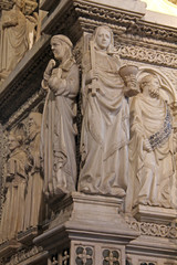 obbedienza e fede; arca di S. Agostino, Pavia