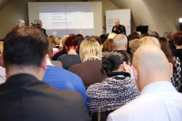 Obraz premium People at the conference hall
