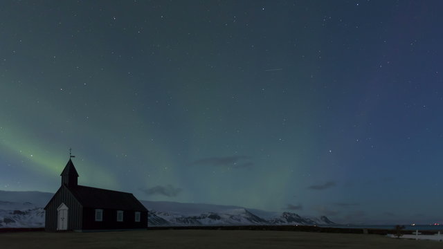 4K Time lapse Northern Lights Black Church