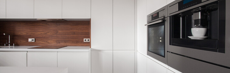 Kitchen housing unit
