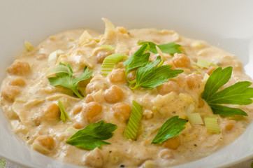 Chickpeas with paprika, cream sauce
