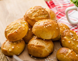 Pretzel rolls with cheese dip