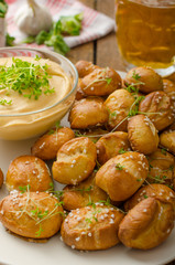 Pretzel rolls with cheese dip