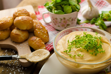Pretzel rolls with cheese dip