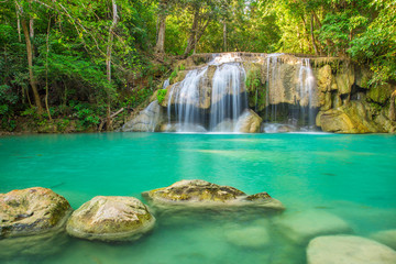 Fototapeta na wymiar Beautiful Erawan Waterfall in Erawan National Park, Kanchanaburi