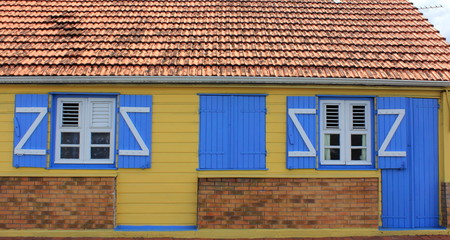 Obraz premium Maison basse