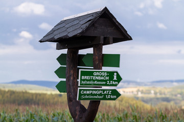 Wanderschild Grossbreitenbach