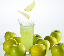 Green apple juice