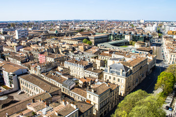 Fototapeta na wymiar cityscape of Bordeaux, France