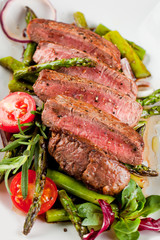 Steak mit spargel