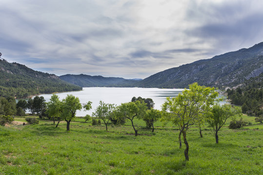 Embalse de Pena (Valderrobles, Teruel - Espa&ntilde;a).