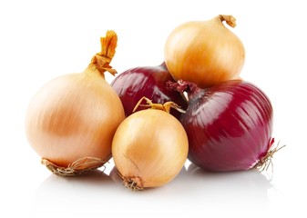 Onions and red onions isolated on white