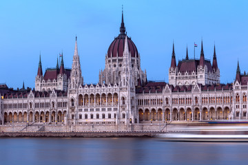 Fototapeta premium Hungarian parliament in Budapest